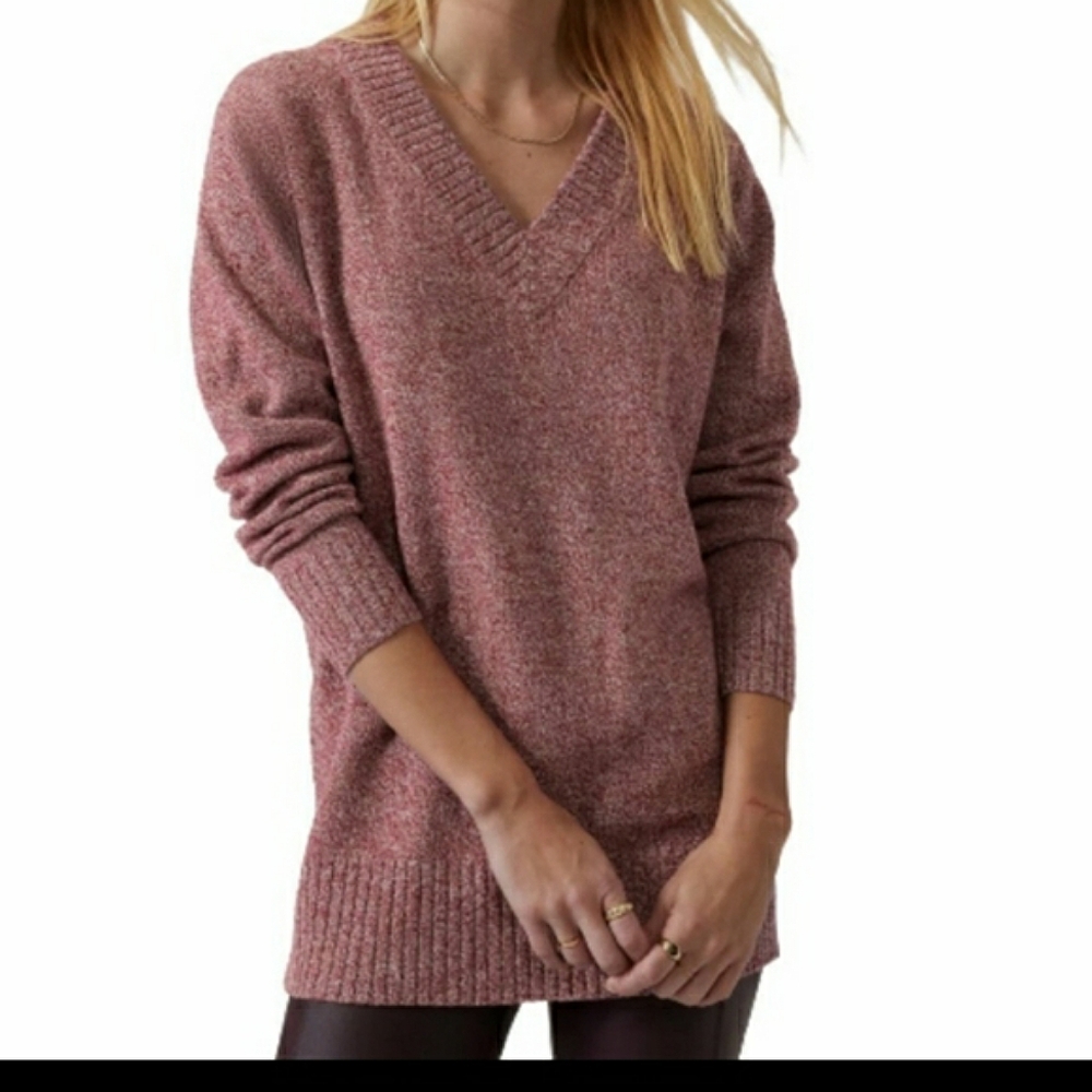 Athleta Vital Tunic Sweater Decadent Red V-neck Oversize Wool Cashmere Fall Fun